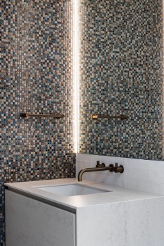 5Bonview_LowRes-13poolensuitecopy